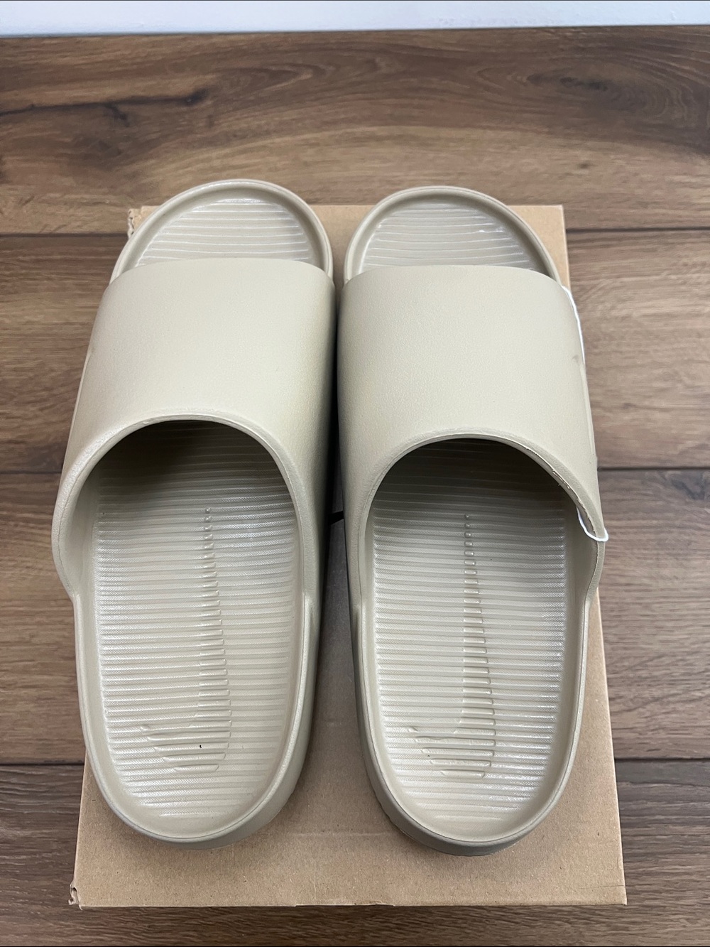 Nike Calm Slide Men’s Size 12 Beige FD4116-201 - Picture 8 of 10